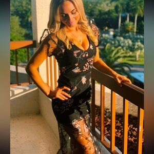 SHOWPO Mid Dress Floral Black Mesh Bottom Size 6